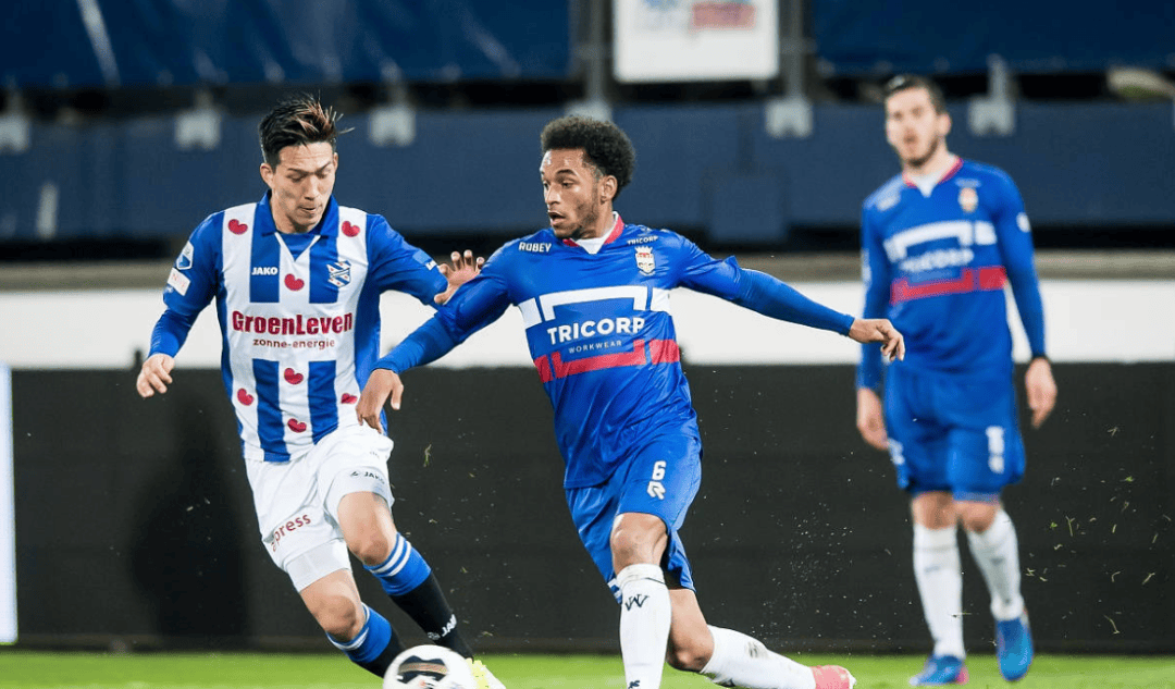 上对比赛的 上对比赛的