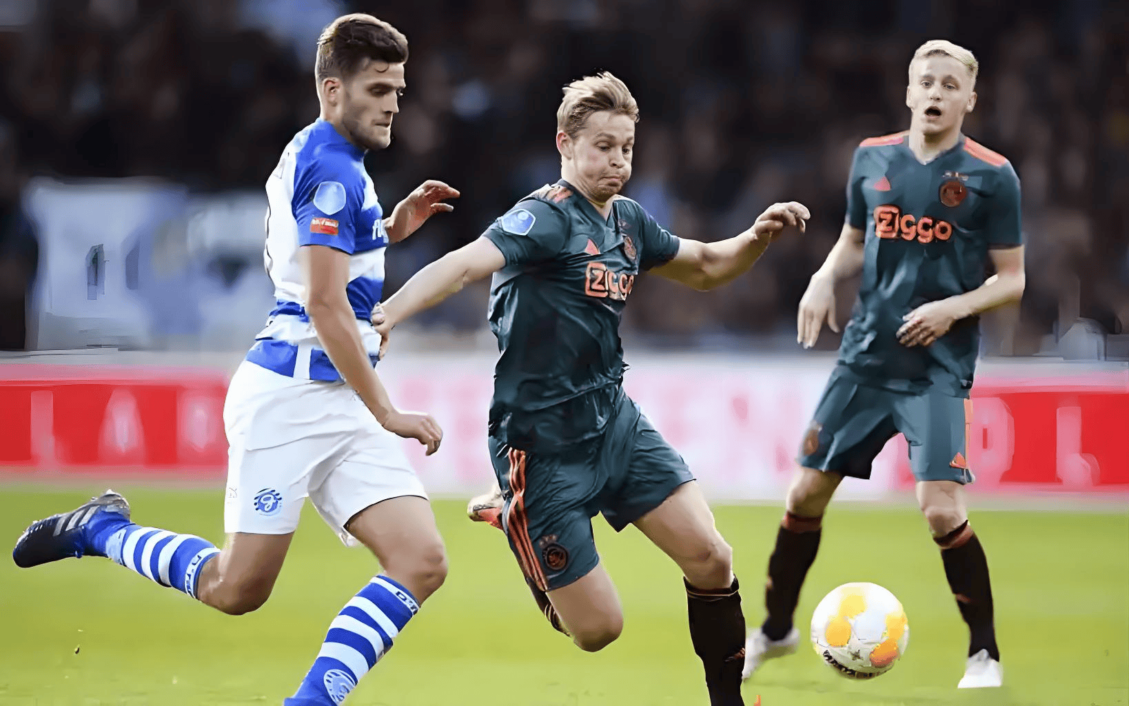 戴维是一位 戴维是一位