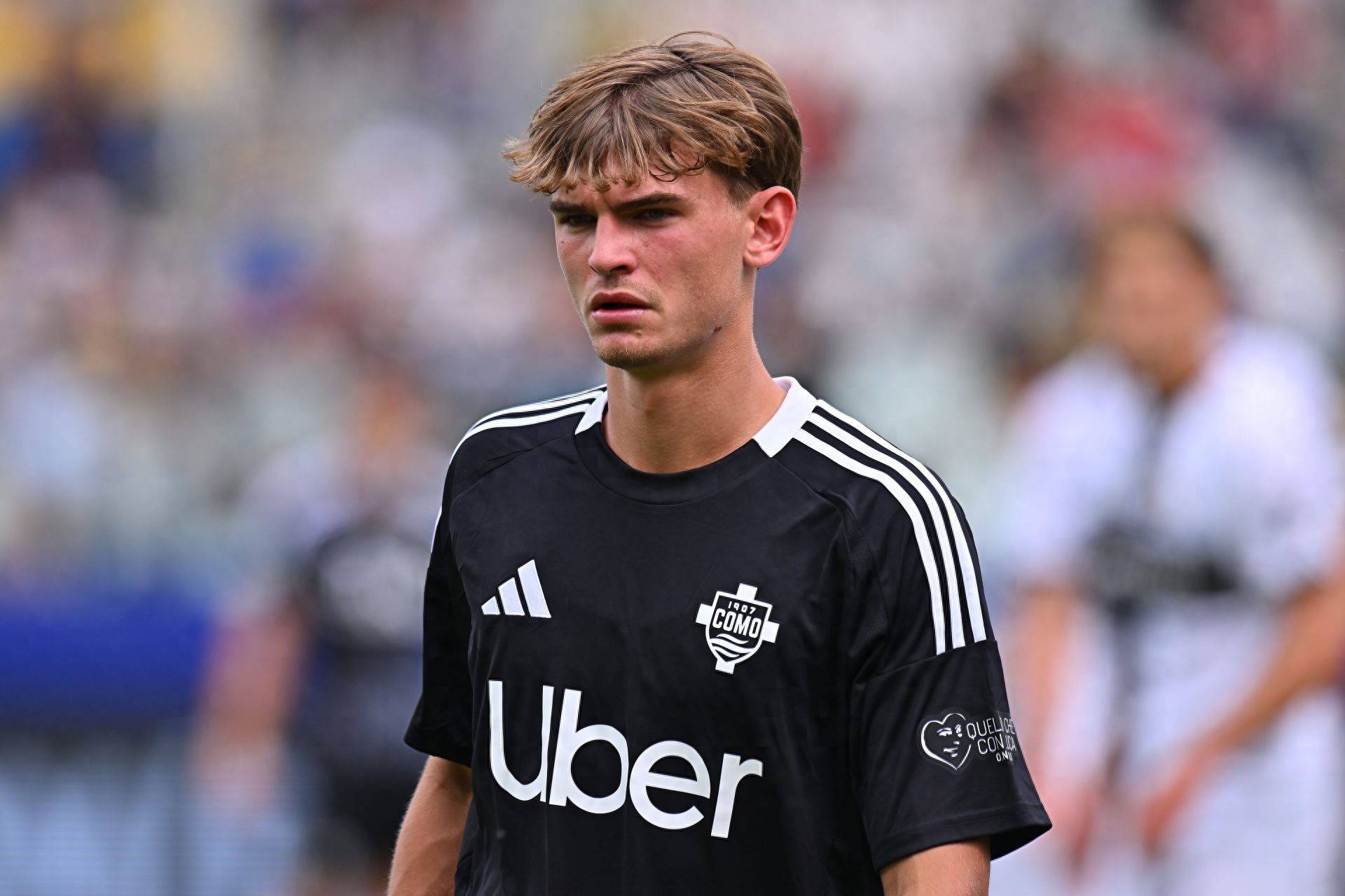 也给我们深 也给我们深