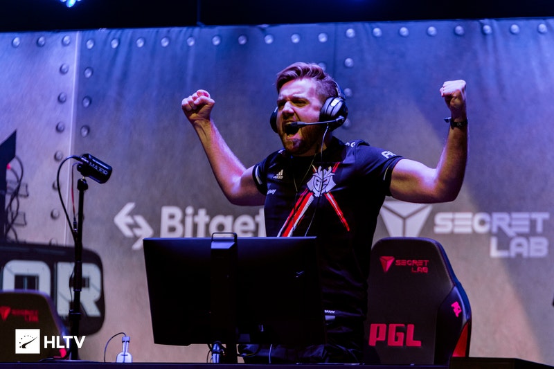 突的关键词 突的关键词